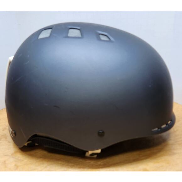 smith adult holt multi-season helmet Smith Adult All-Season Holt Helmet for Skiing & Snowsports, X-Large, Matte  Black